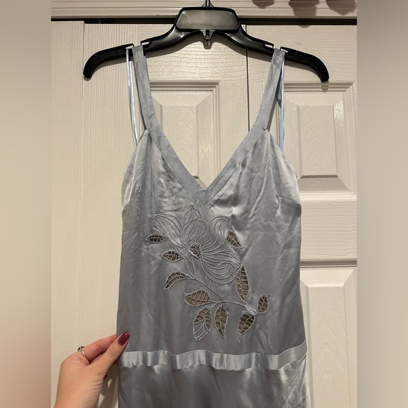 Reformation Tatie Silk Dress - Picture 4 of 9